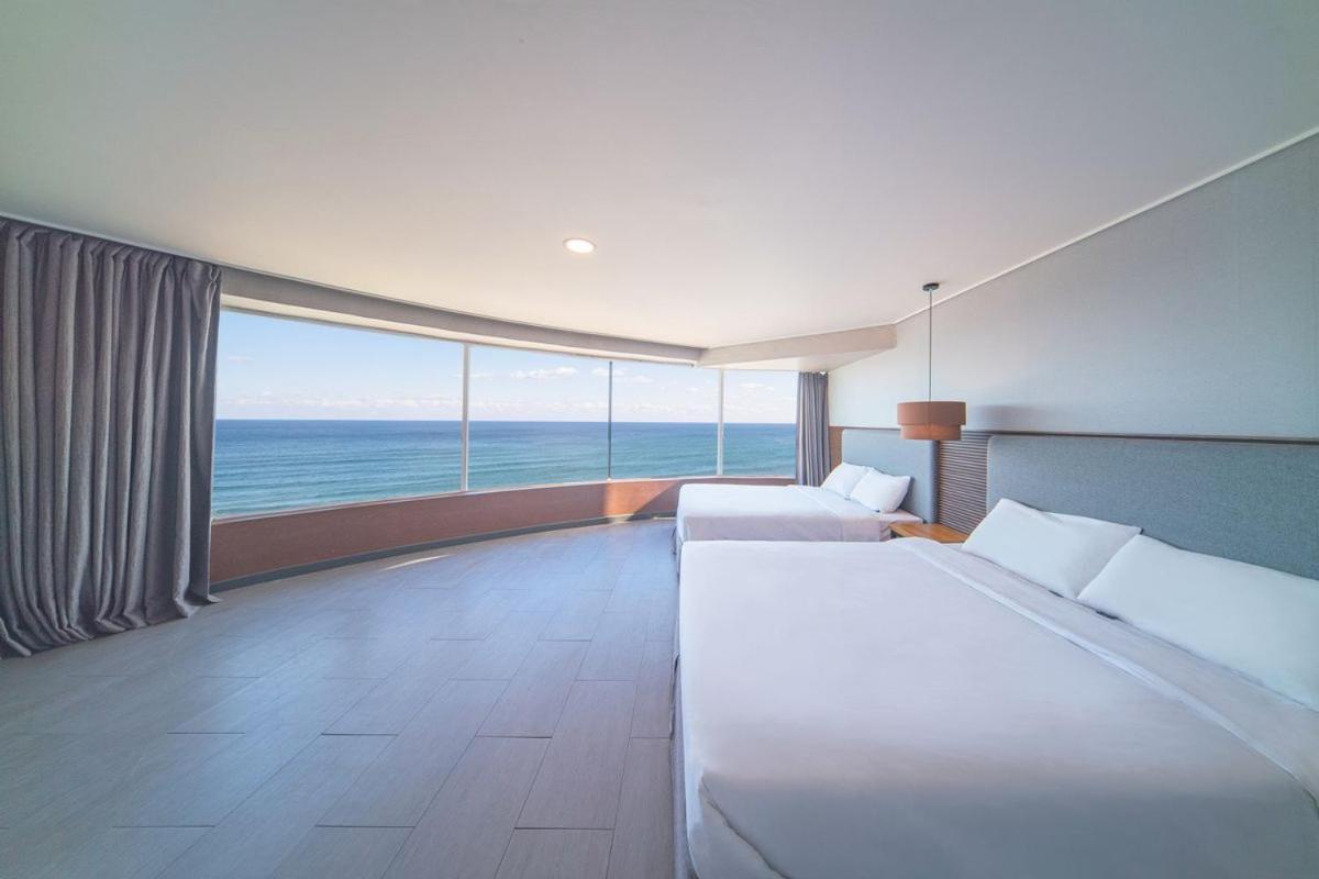 El Hotel Yangyang Bagian luar foto