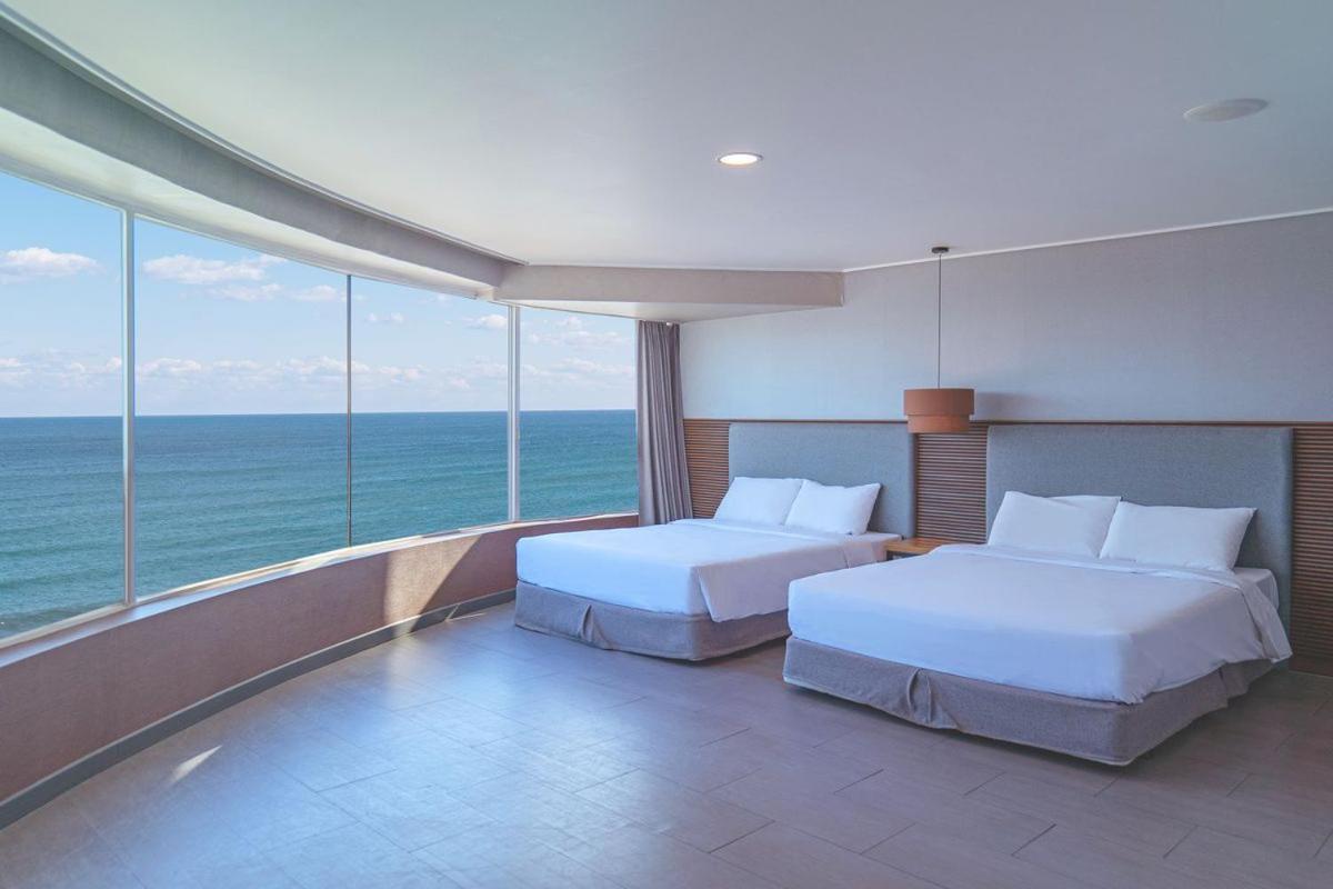 El Hotel Yangyang Bagian luar foto