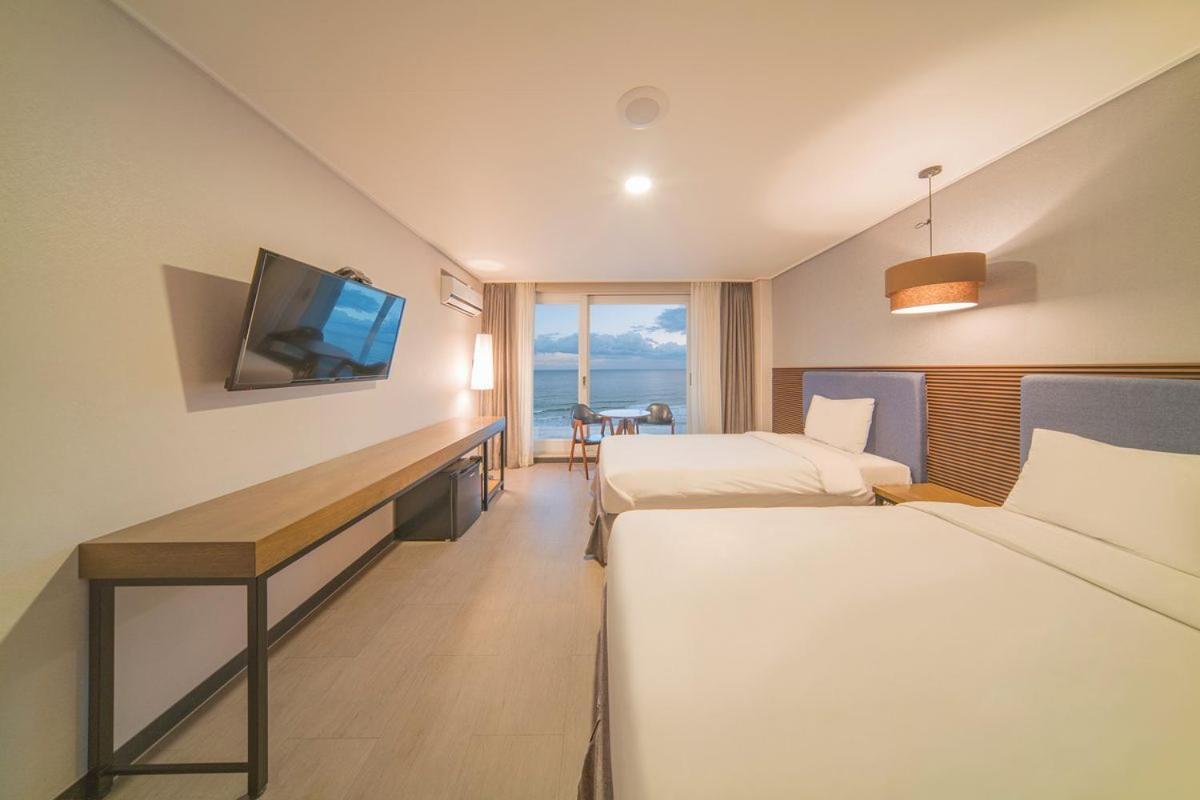 El Hotel Yangyang Bagian luar foto
