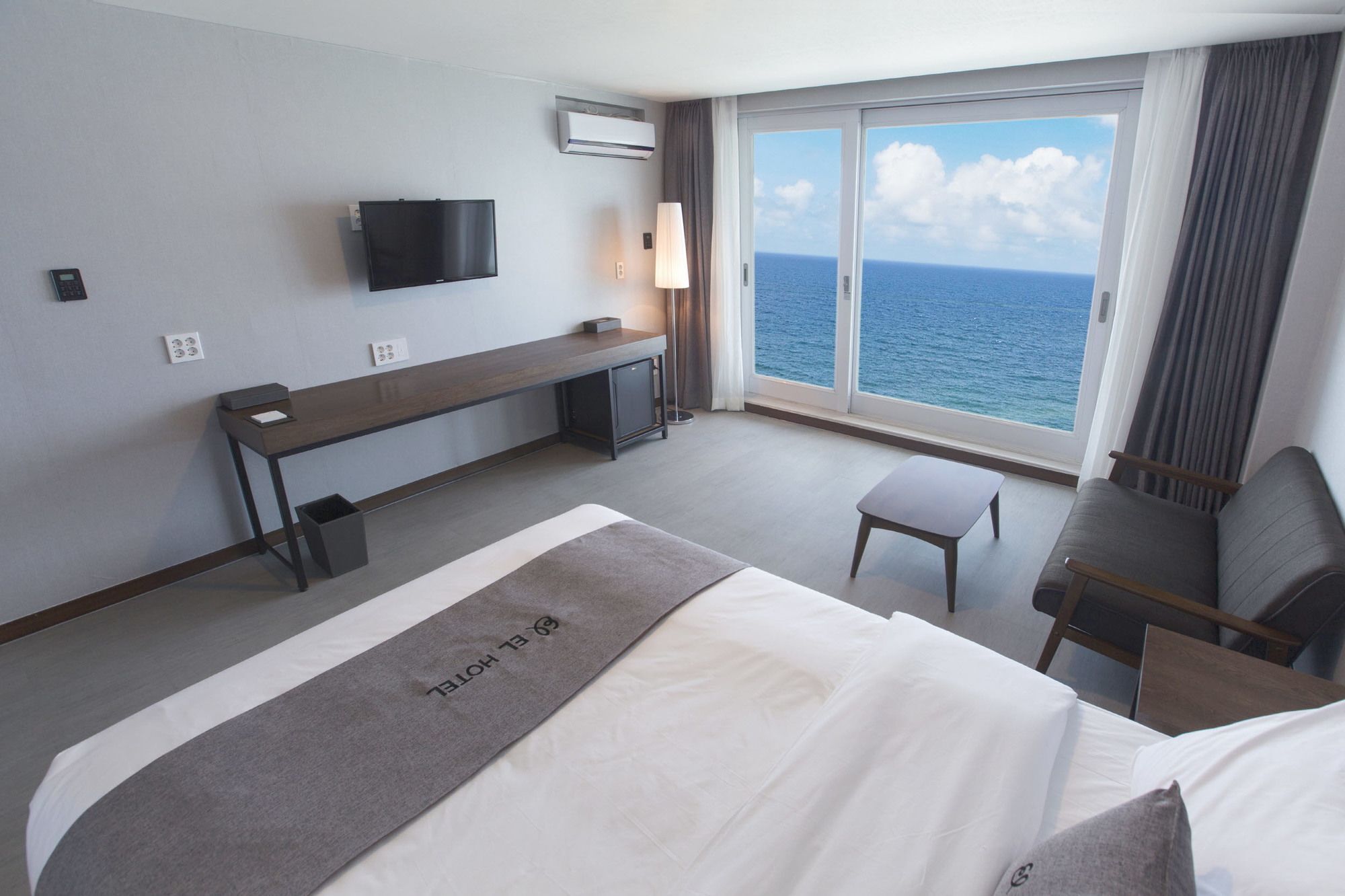 El Hotel Yangyang Bagian luar foto